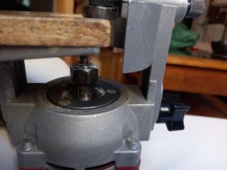 Fresadora manual eléctrica