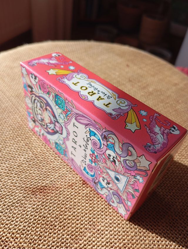 Tarot de El dios de los tres. Sin usar