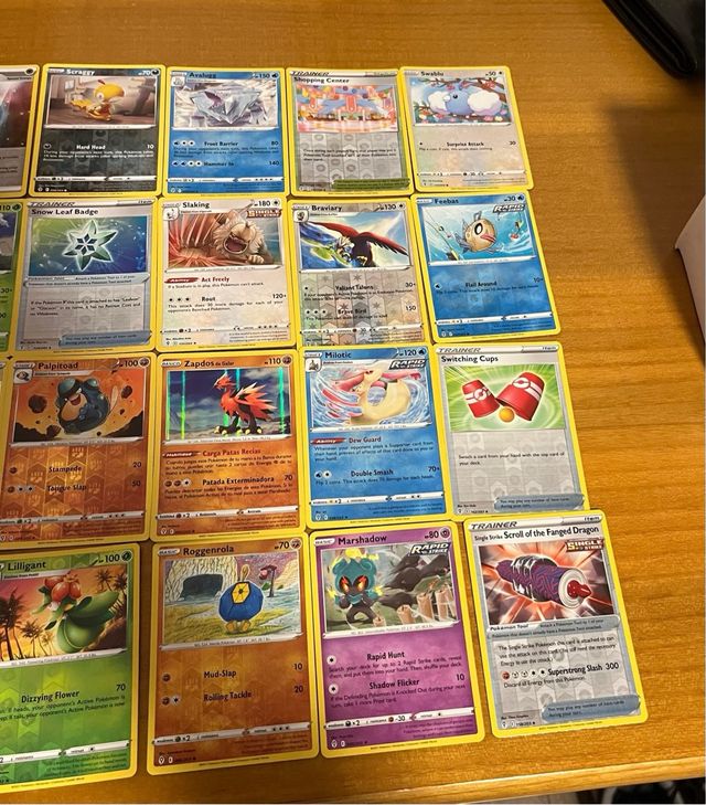 Set Pokémon Cielos Evolutivos Holo y Reverse