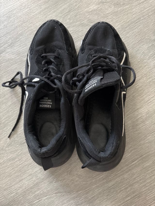 Zapatillas negras Skateboard Talla 43