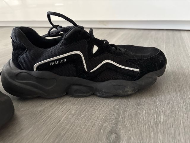 Zapatillas negras Skateboard Talla 43