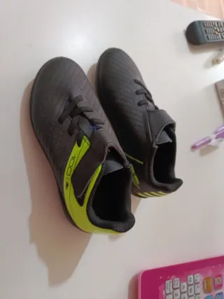 Zapatillas de fútbol para niños kipsta