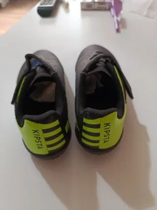 Zapatillas de fútbol para niños kipsta