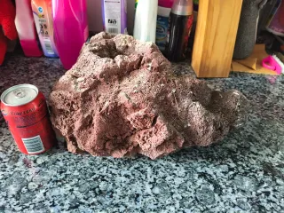 Roccia vulcanica rossa per acquari