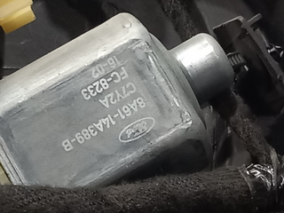 ELEVALUNAS DELANTERO IZQUIERDO FORD FIESTA (CNN)