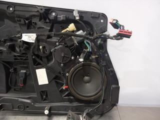 ELEVALUNAS DELANTERO IZQUIERDO FORD FIESTA (CNN)