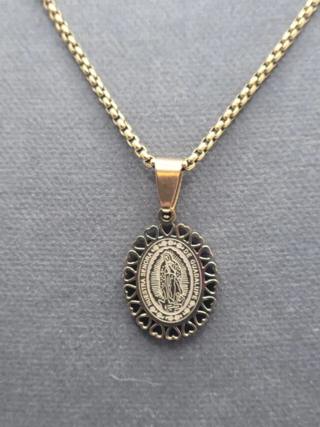 Medalla Virgen Guadalupe Acero Quirúrgico Oro