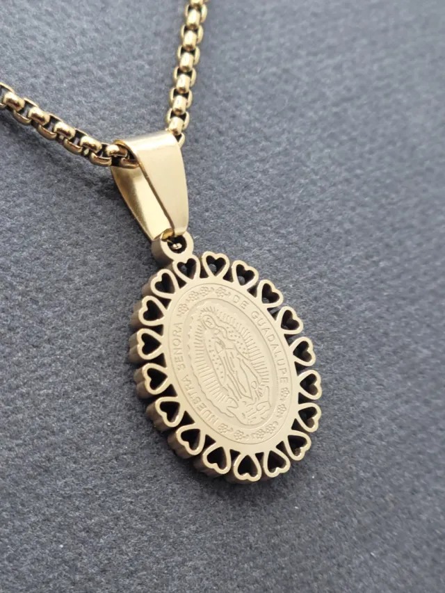 Medalla Virgen Guadalupe Acero Quirúrgico Oro