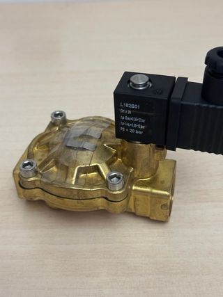 Electroválvula latón 3/4 de pulgada