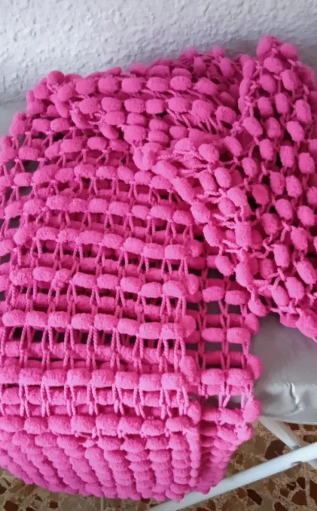 Bufanda fucsia . Hecha a mano