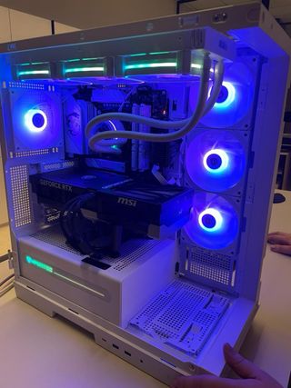 PC Gaming/IA con RTX 5090