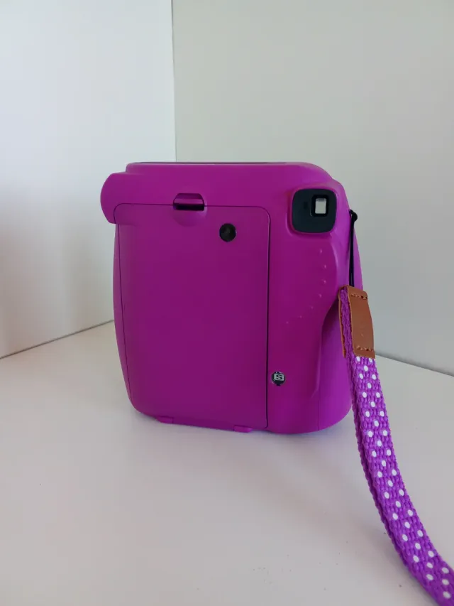 Cámara Fujifilm Instax Mini 9 Morado