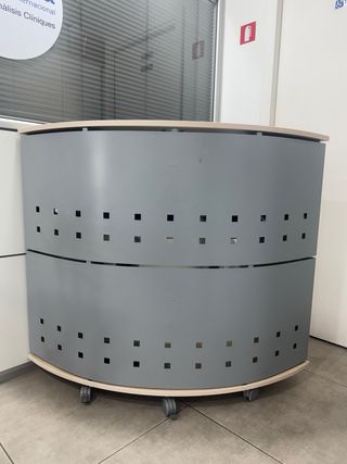 Mostrador recepción como nuevo