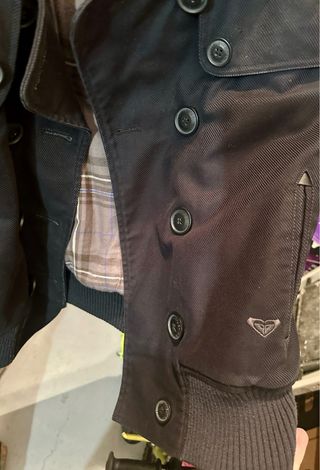 Chaqueta bomber Roxy negra