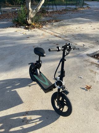 Patinete Eléctrico con Asiento