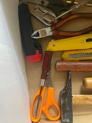 Lote de herramientas variadas