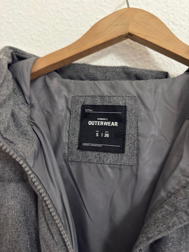 Abrigo Puffer Acolchado Lefties.