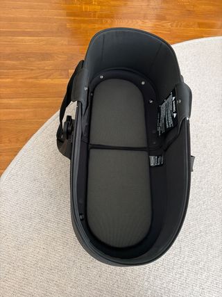 Passeggino Babyzen Yoyo Nero con fodere NUOVO