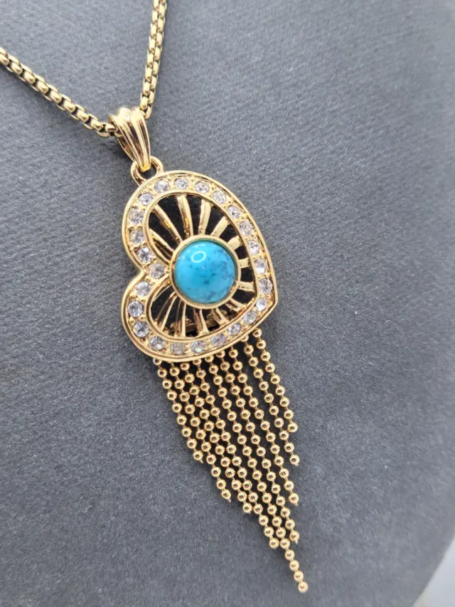 Collar Corazón Oro Acero Quirúrgico