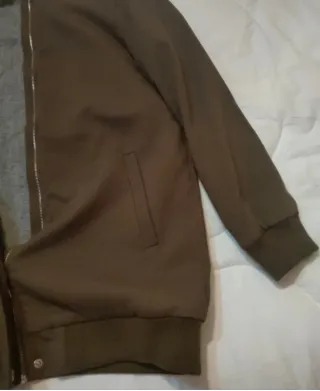 Chaqueta bomber verde