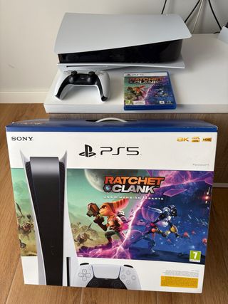 Consola Sony PS5 + Juego Ratchet & Clank