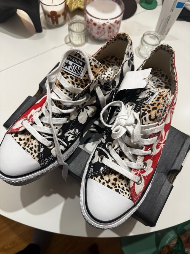 Converse Flores y Leopardo Talla 38