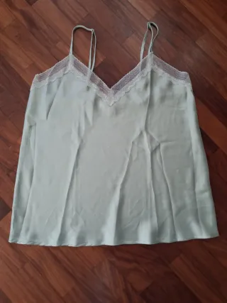Top lencero Etam verde con encaje