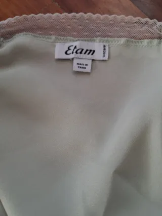 Top lencero Etam verde con encaje