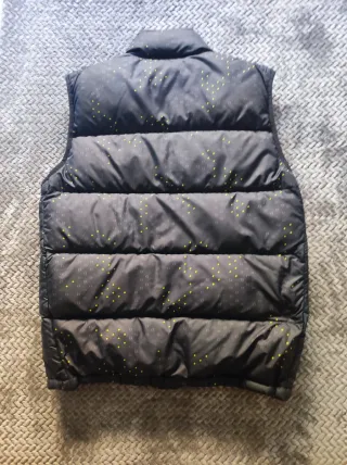 Chaleco Nike Negro con Puntos Multicolor