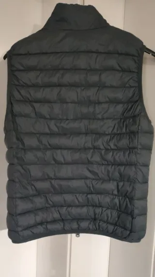 Chaleco acolchado gris