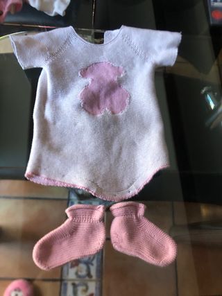 Conjunto body y calcetines marca tous bebé 3 meses