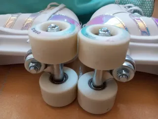 Patines 4 Ruedas Blancos, número 36