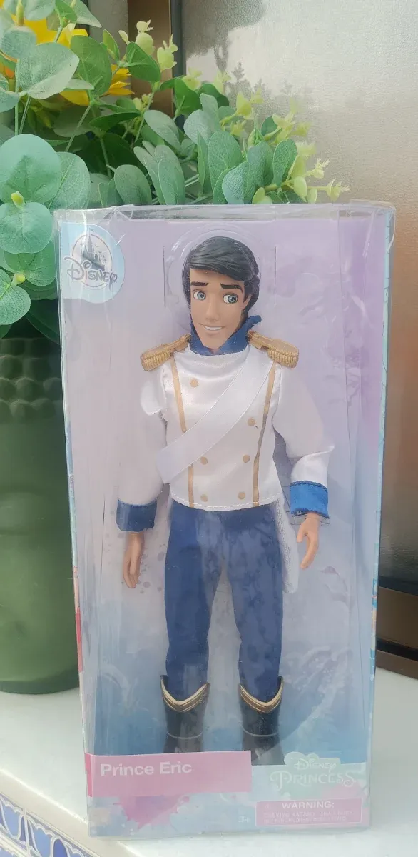 Ariel y Erik, trajes de novio, Disney