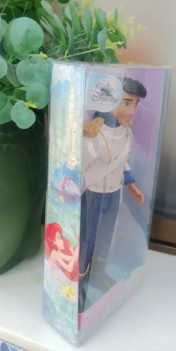 Ariel y Erik, trajes de novio, Disney