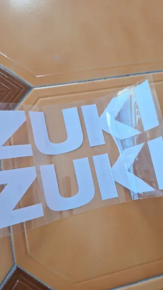 Pegatinas Suzuki Blancas