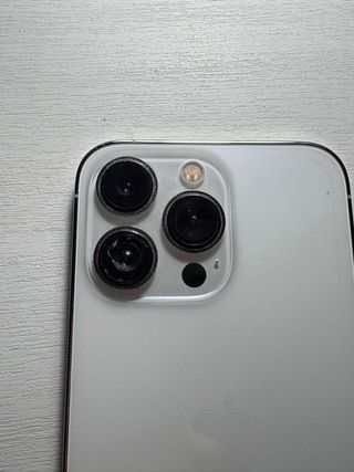 iPhone 13 Pro 256GB · Para piezas · No enciende