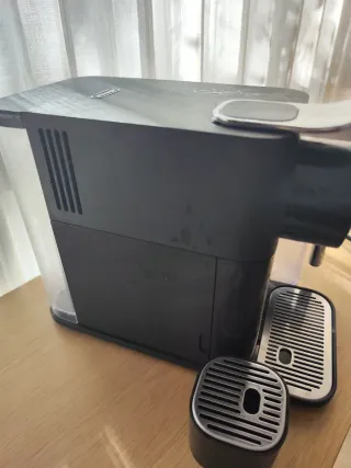 Cafetera DeLonghi Lattissima One