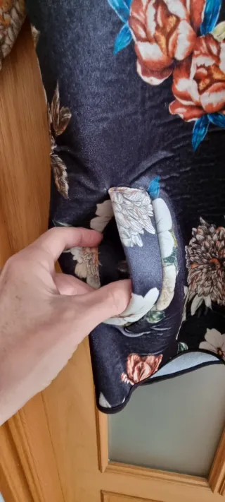 Chaqueta de invierno con capucha floral