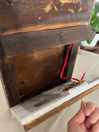 Buzón artesanal de madera