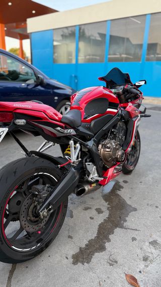 Honda CBR 650 R 2021 Roja