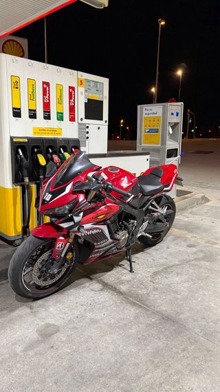 Honda CBR 650 R 2021 Roja