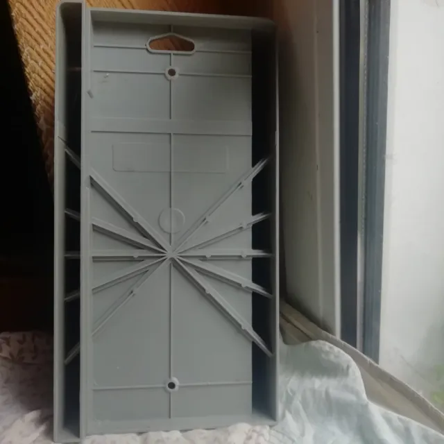 Ingletadora de plástico duro Dexter Regalo radio