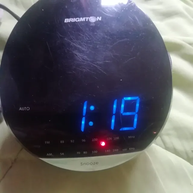 Ingletadora de plástico duro Dexter Regalo radio