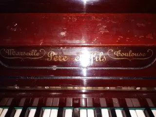 Piano Francés Meissonnier Antiguo