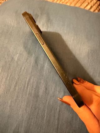 iPhone Apple 15 Batería 100%