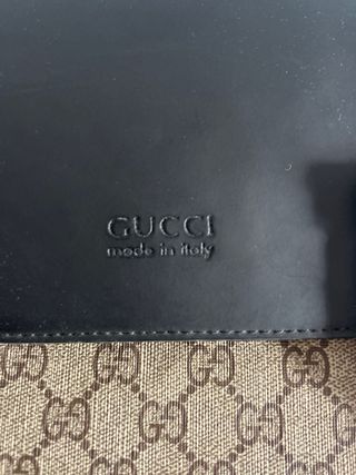 Bandolera Gucci GG Supreme Negra y Beige