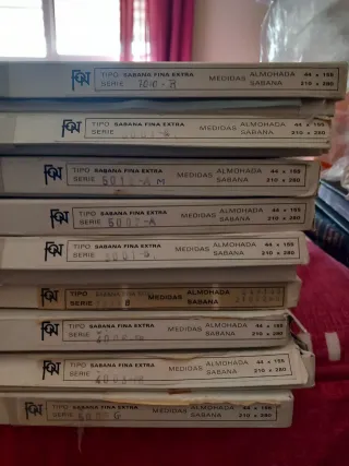 Juego de Sábana antigua bordada floral camel