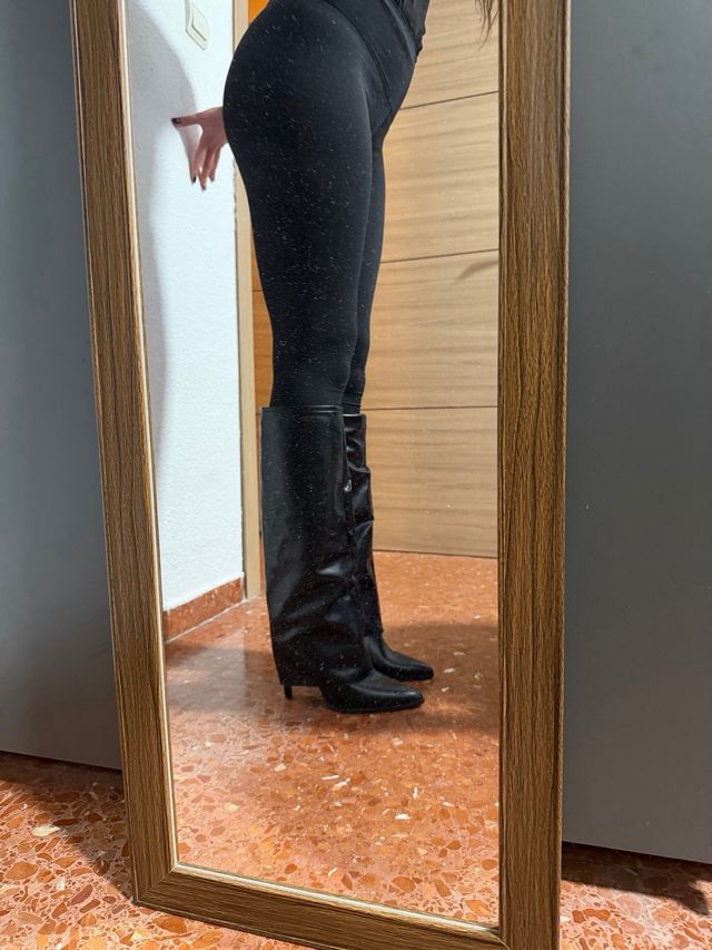 Botas altas negras tacón