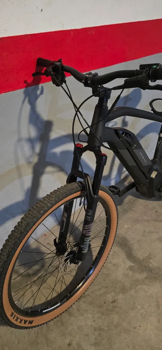 Bicicleta eléctrica Rockrider E-ST500