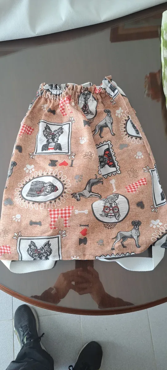 Bolsas de ropa con varios estampados